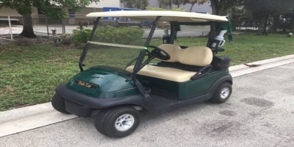 2014 Club Car Precedent Gas R60 000,00 2014 Club Car Precedent Gas