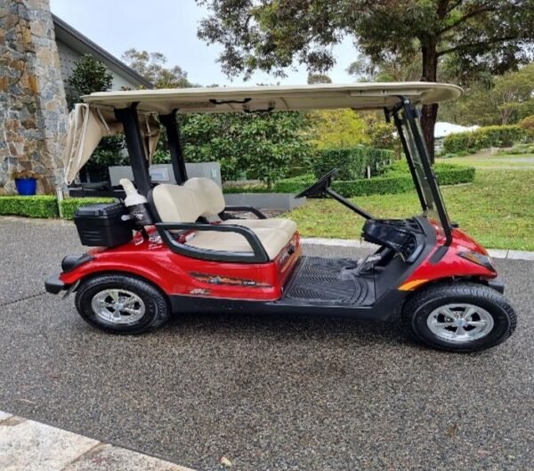 Yamaha 2-seater Electric Golf Cart